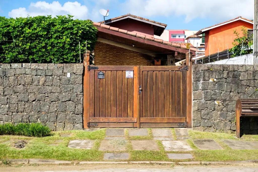 Bh4 - Bh4: Casa Com Piscina Ao Lado Da Praia Grande Убатуба Екстер'єр фото